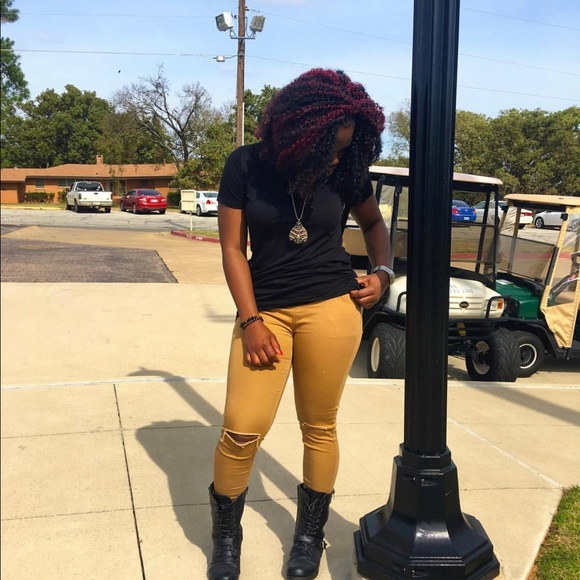 Joggers - Picture 2 of 3